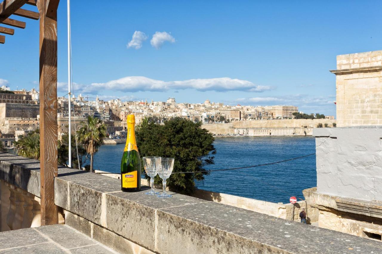 Traditional Maltese Townhouse, Roof Terrace And Views Сенглі Екстер'єр фото