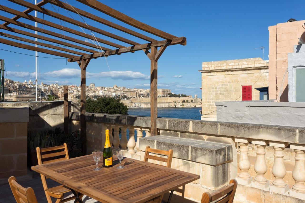 Traditional Maltese Townhouse, Roof Terrace And Views Сенглі Екстер'єр фото