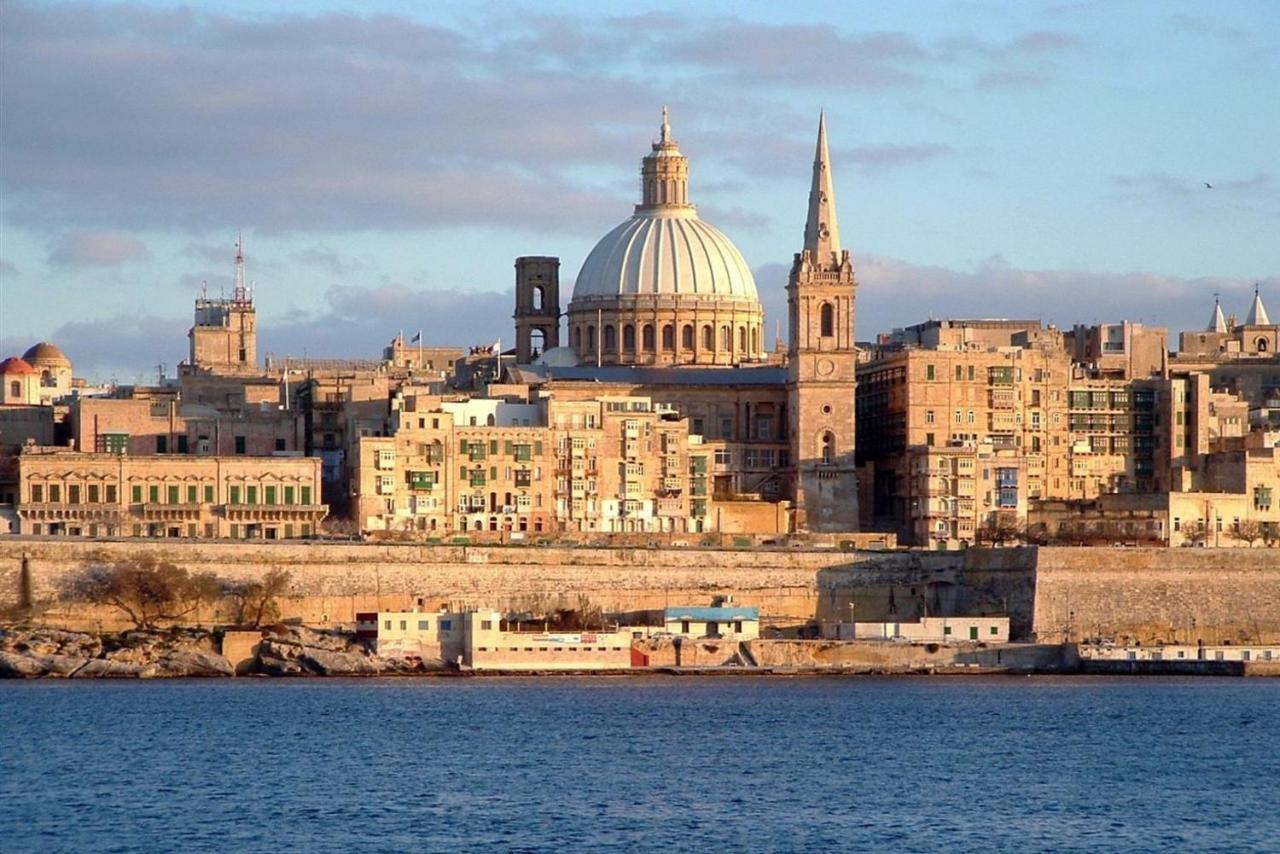 Traditional Maltese Townhouse, Roof Terrace And Views Сенглі Екстер'єр фото